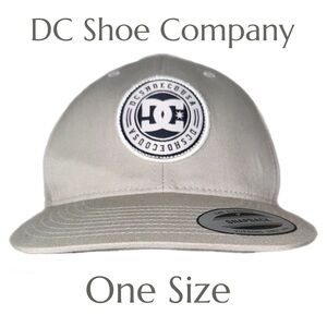 DC Shoe Co. - Grey Black & White Patch Logo - Skateboard Snapback Hat - One Size